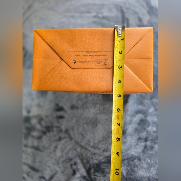 Louis Vuitton Paper Bag 8.5" x 7" x 4.5" - Picture 5 of 6